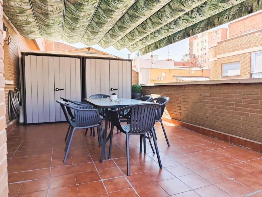 Apartamentos Turisticos Seviro Madrid Eksteriør bilde